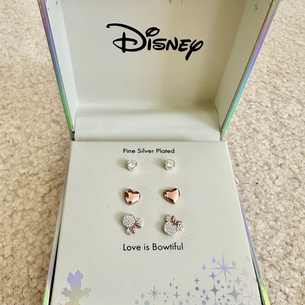 Disney Silver and Rose Gold Heart Earrings Set